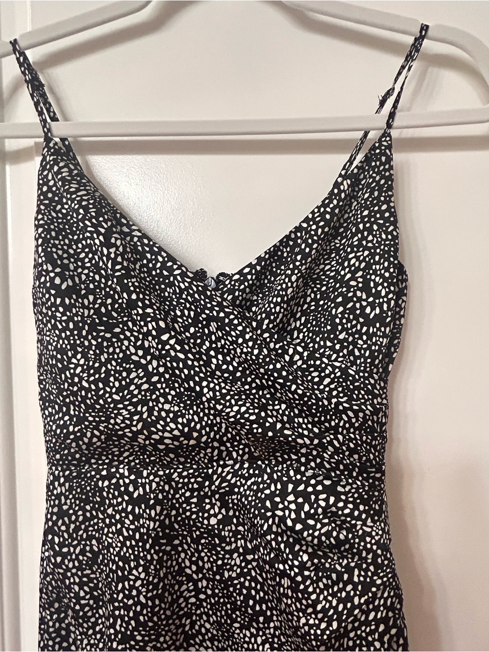 Abercrombie & Fitch Black and White Ruched Dress